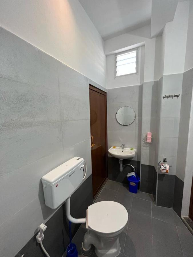 Chez Prabha Homestay بونديتْشيري المظهر الخارجي الصورة